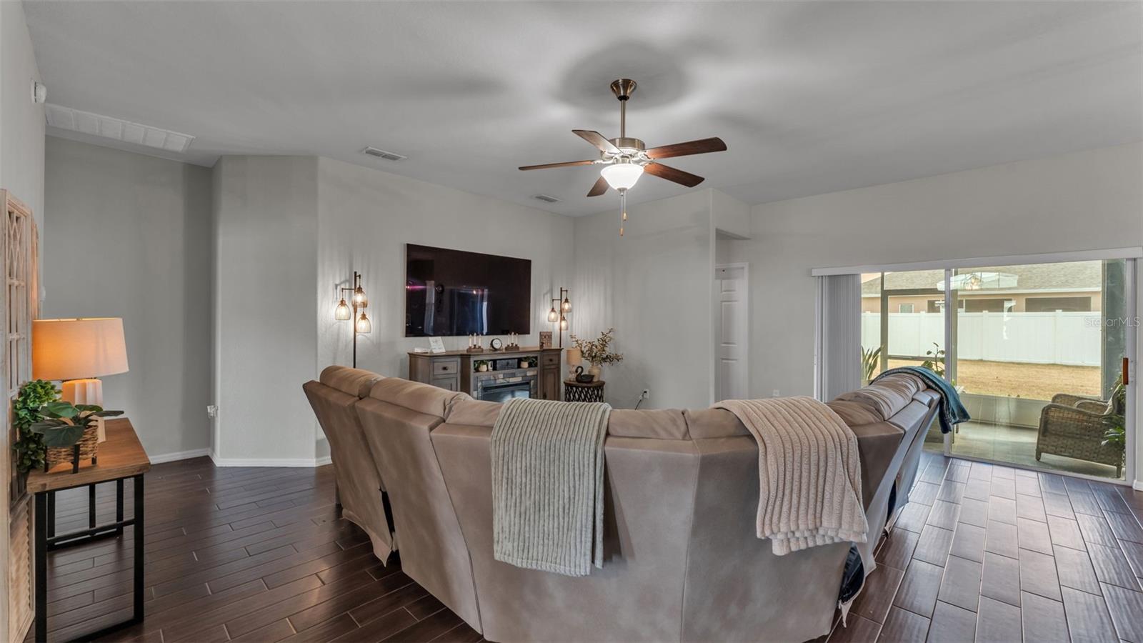 HARTFORD ESTATES - Residential