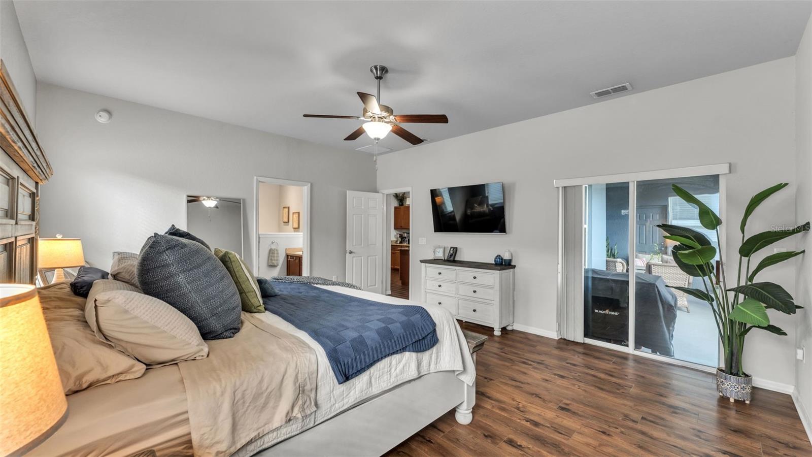 HARTFORD ESTATES - Residential