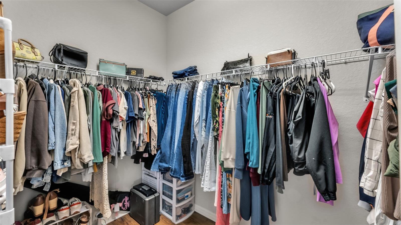 HARTFORD ESTATES - Residential