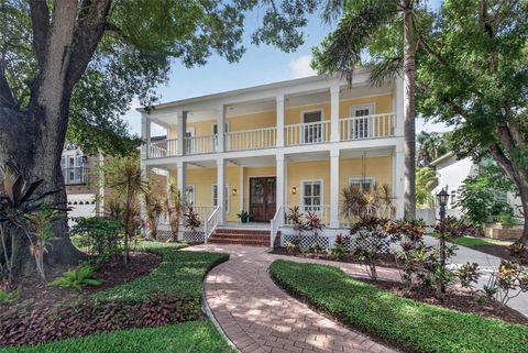 Photo of 4618 W Tennyson Avenue, Tampa, FL 33629 (MLS # TB8521370)