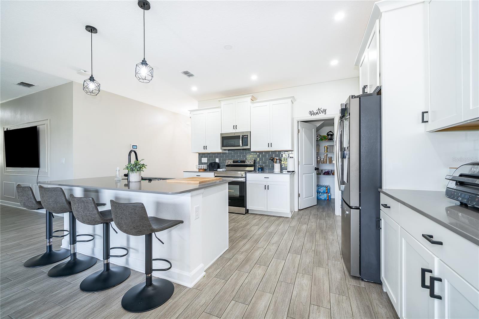 STOREY PK-PH 4 PRCL L - Residential