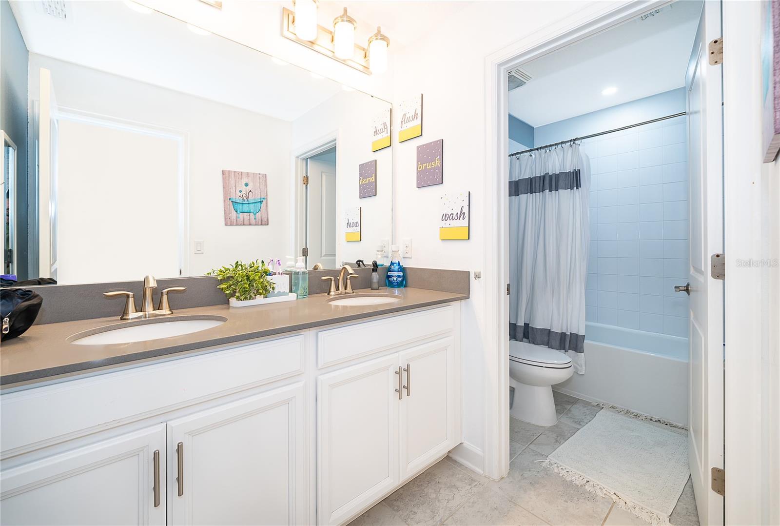 STOREY PK-PH 4 PRCL L - Residential