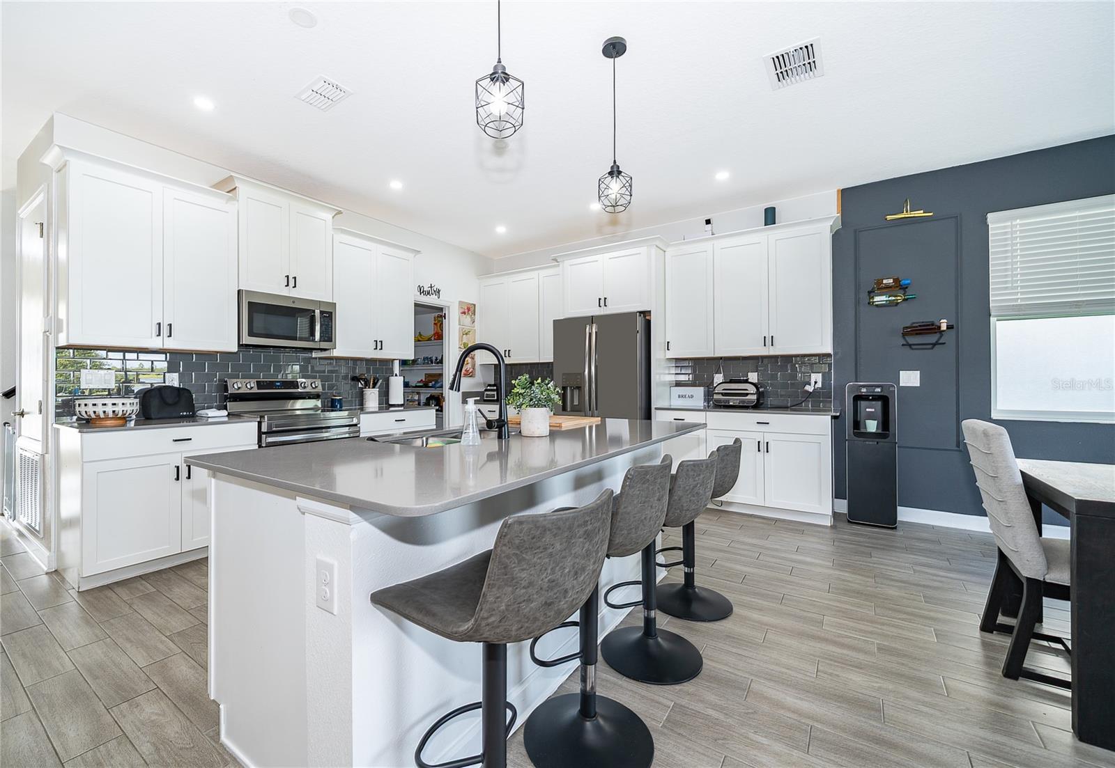 STOREY PK-PH 4 PRCL L - Residential