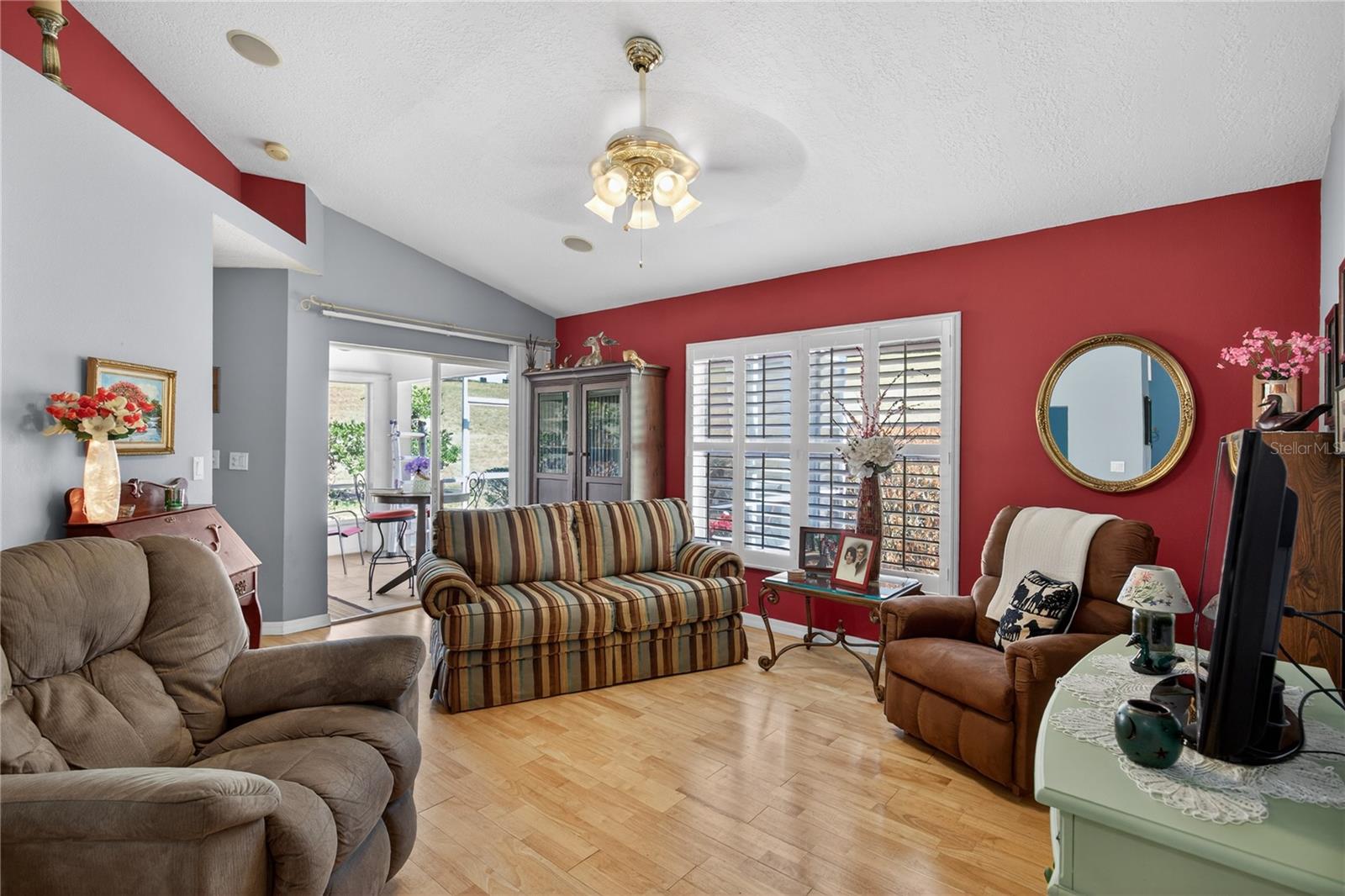 CLERMONT DEVONSHIRE AT KINGS RIDGE - Residential