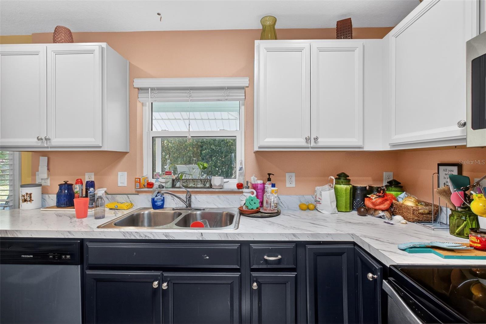 FLAMINGO HEIGHTS - Residential