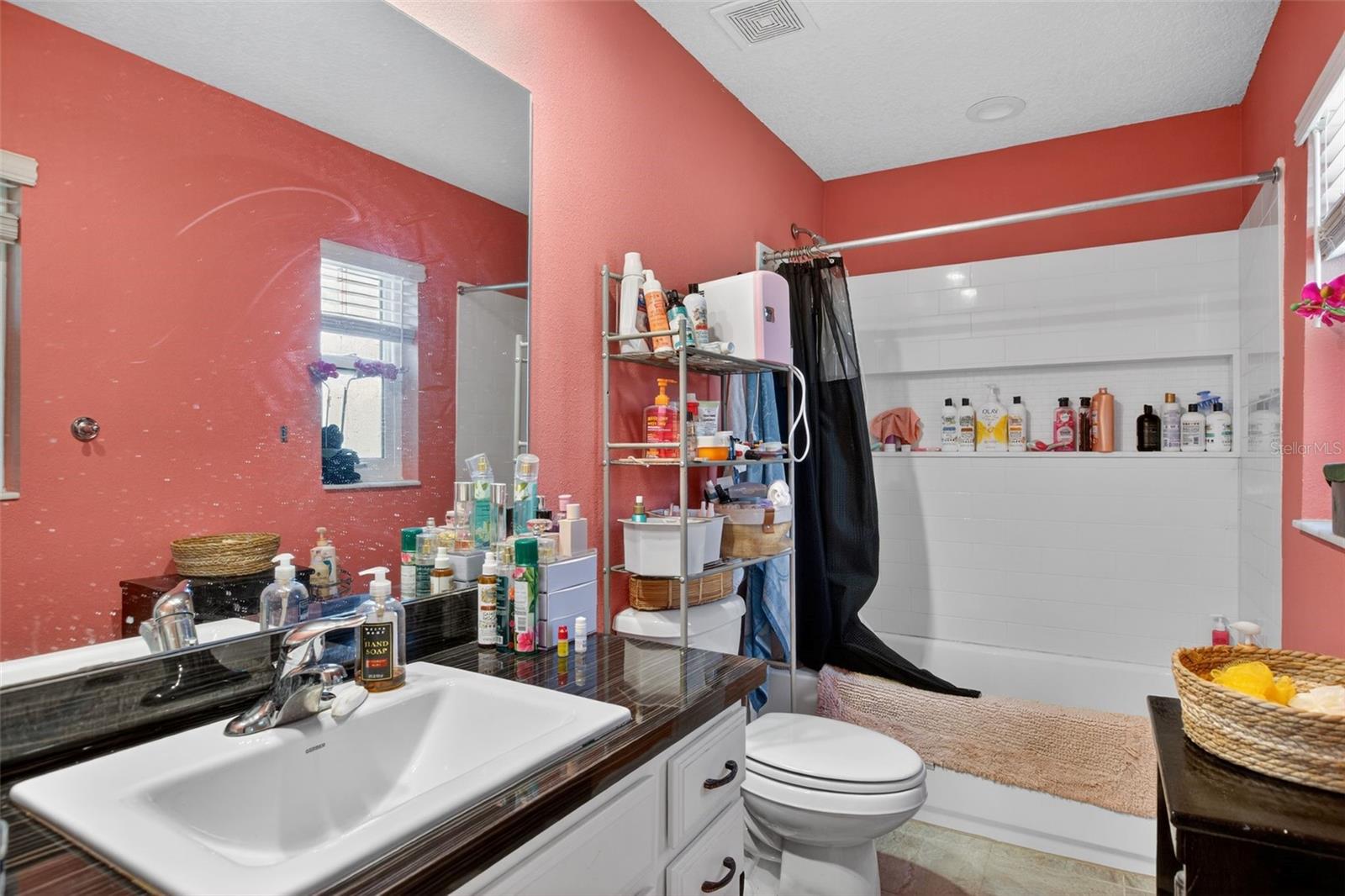 FLAMINGO HEIGHTS - Residential