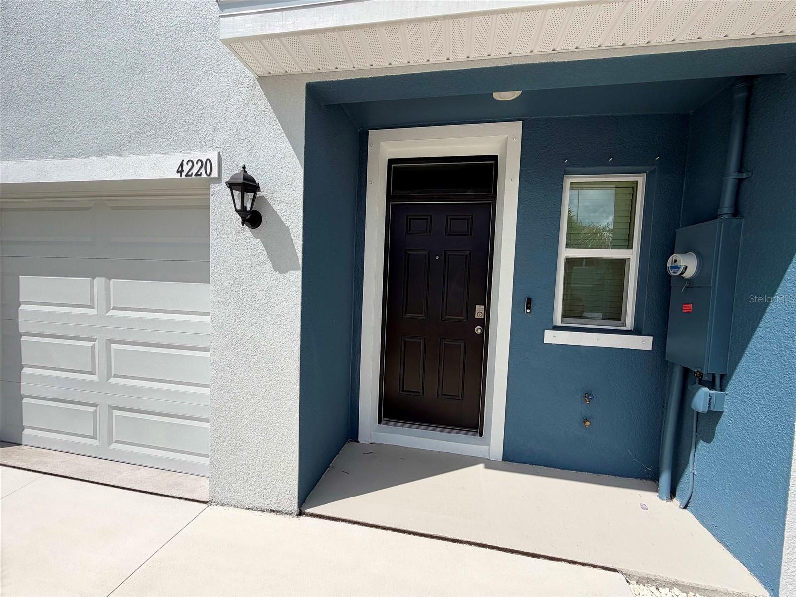 4220 MILLER POINTE COURT