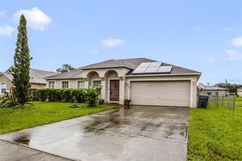 A home in POINCIANA