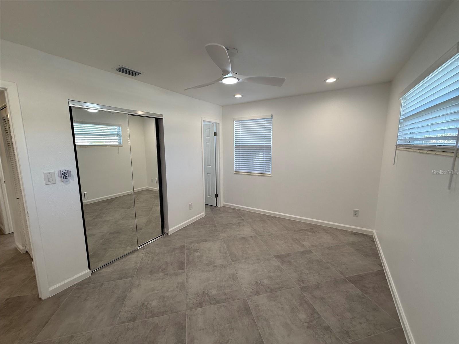 NEWPORT UNIT 1 - Residential Lease