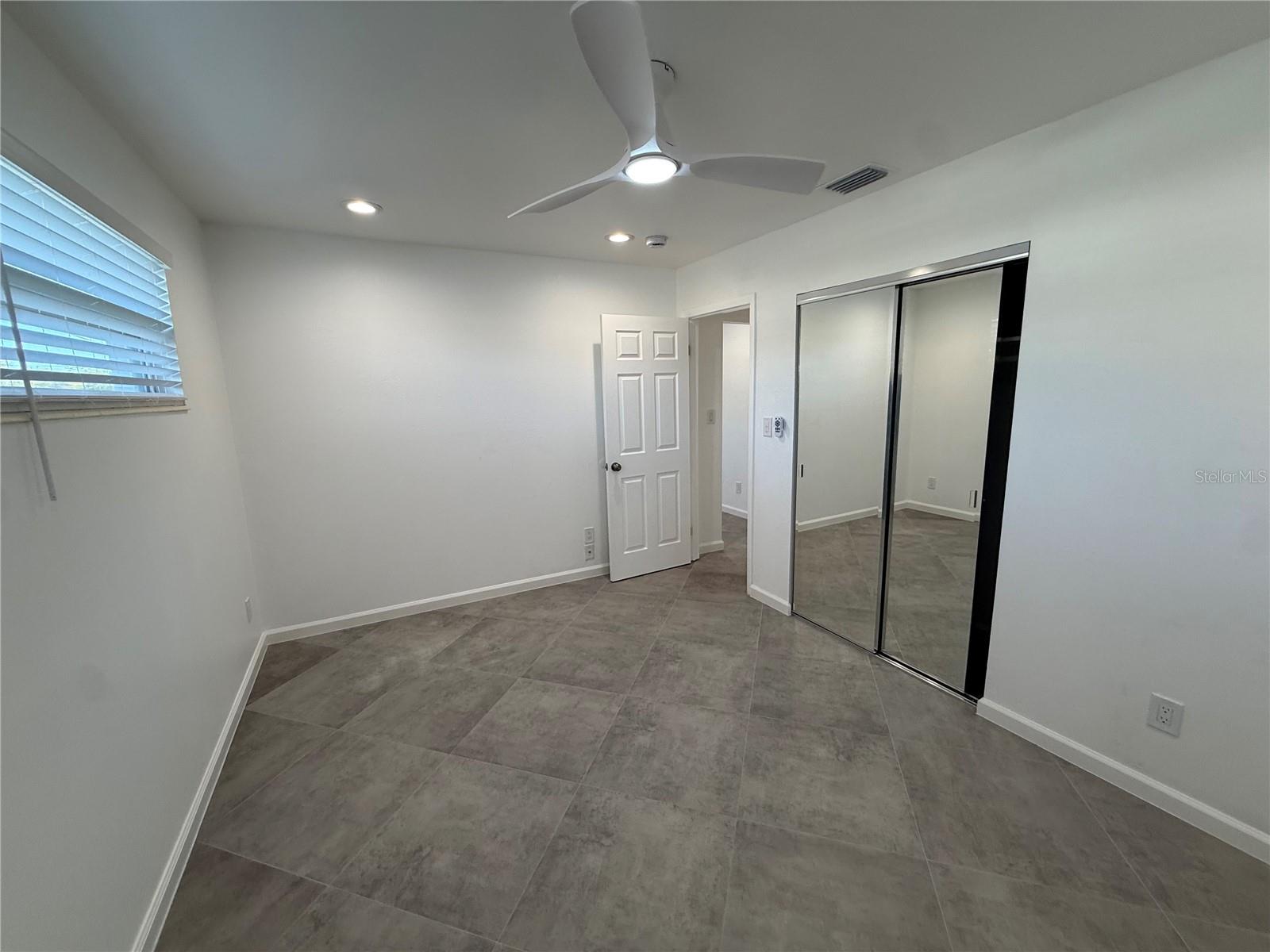 NEWPORT UNIT 1 - Residential Lease