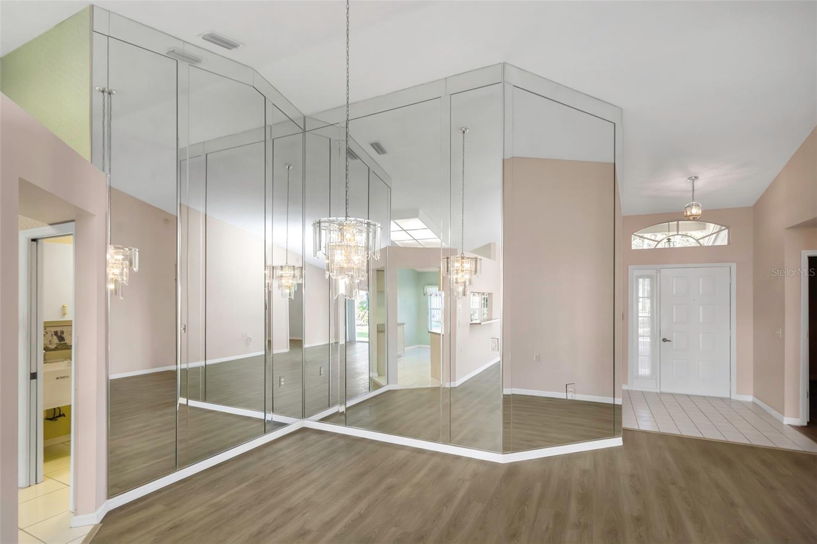 3532 CAYMAN COURT