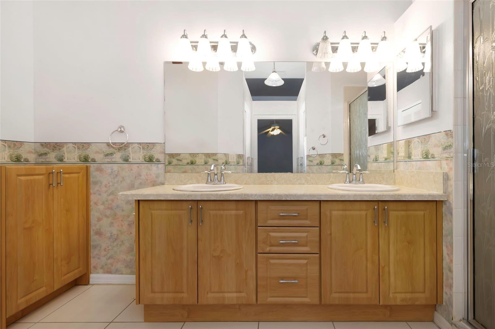 HIGHLAND LAKES - Residential