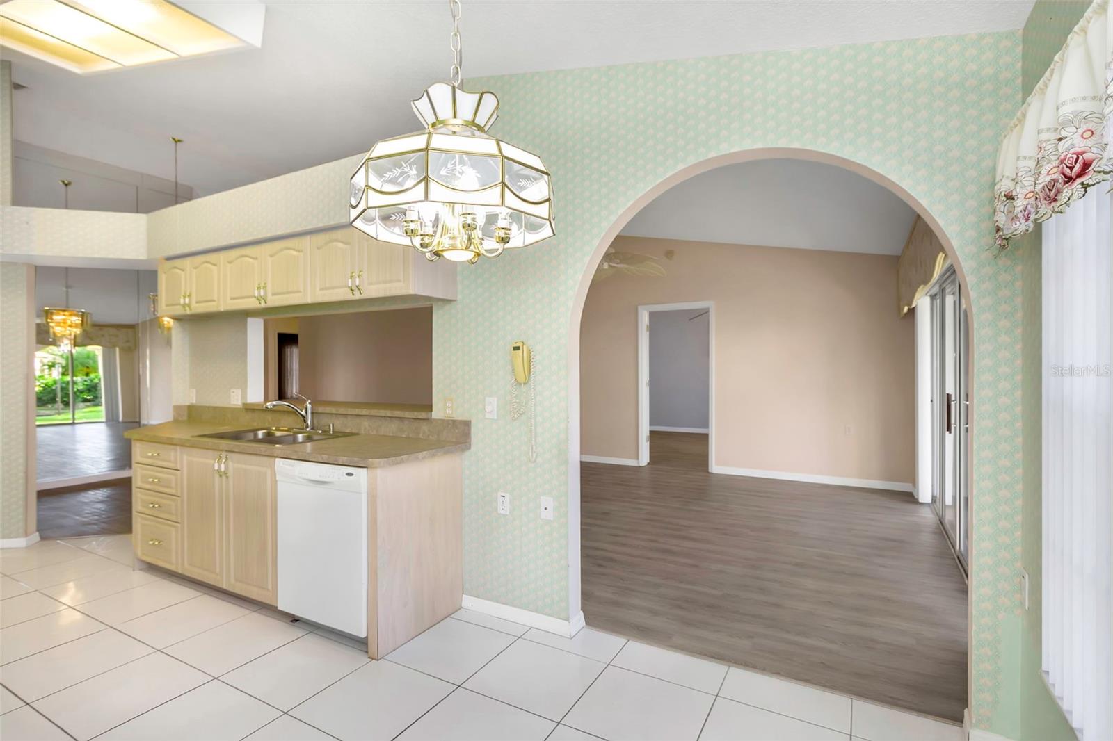 HIGHLAND LAKES - Residential