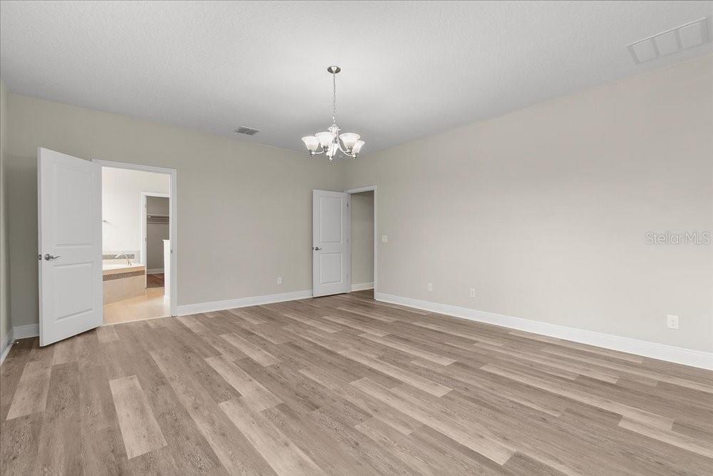 BELLEVUE - Residential