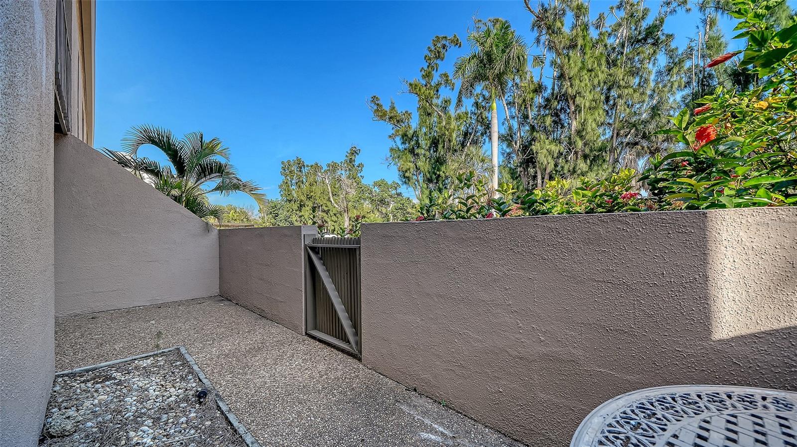 SANDY COVE III - Residential