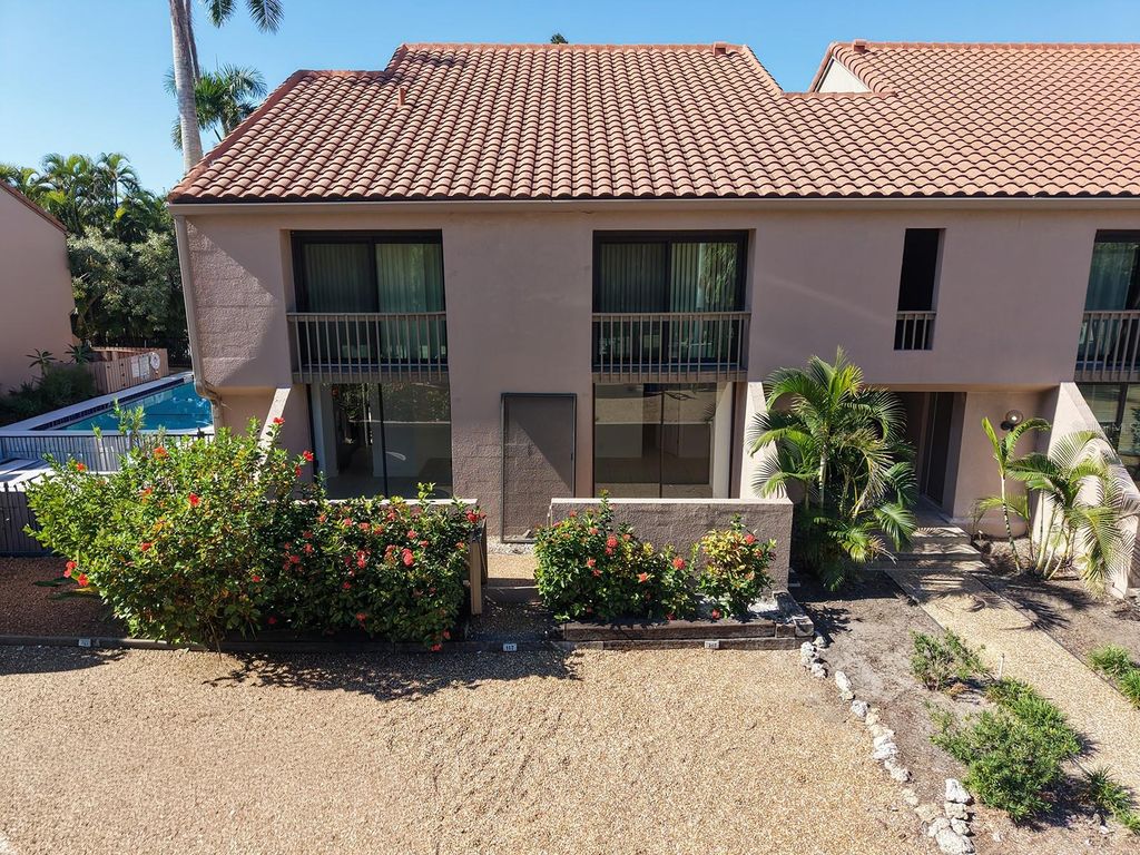 Photo of 117 Pass Key Road #117, Sarasota, FL 34242 (MLS # A4672470)