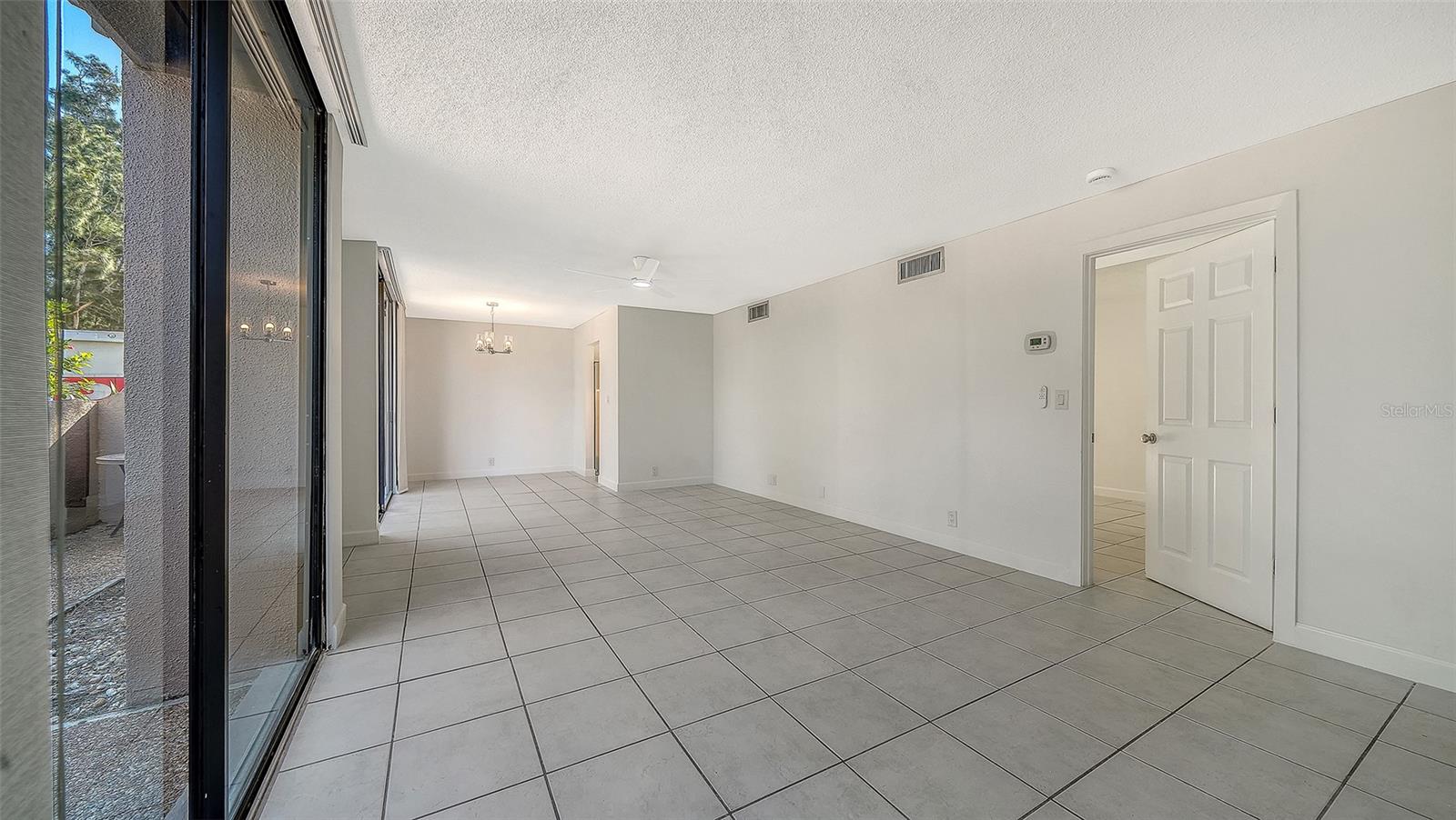 SANDY COVE III - Residential