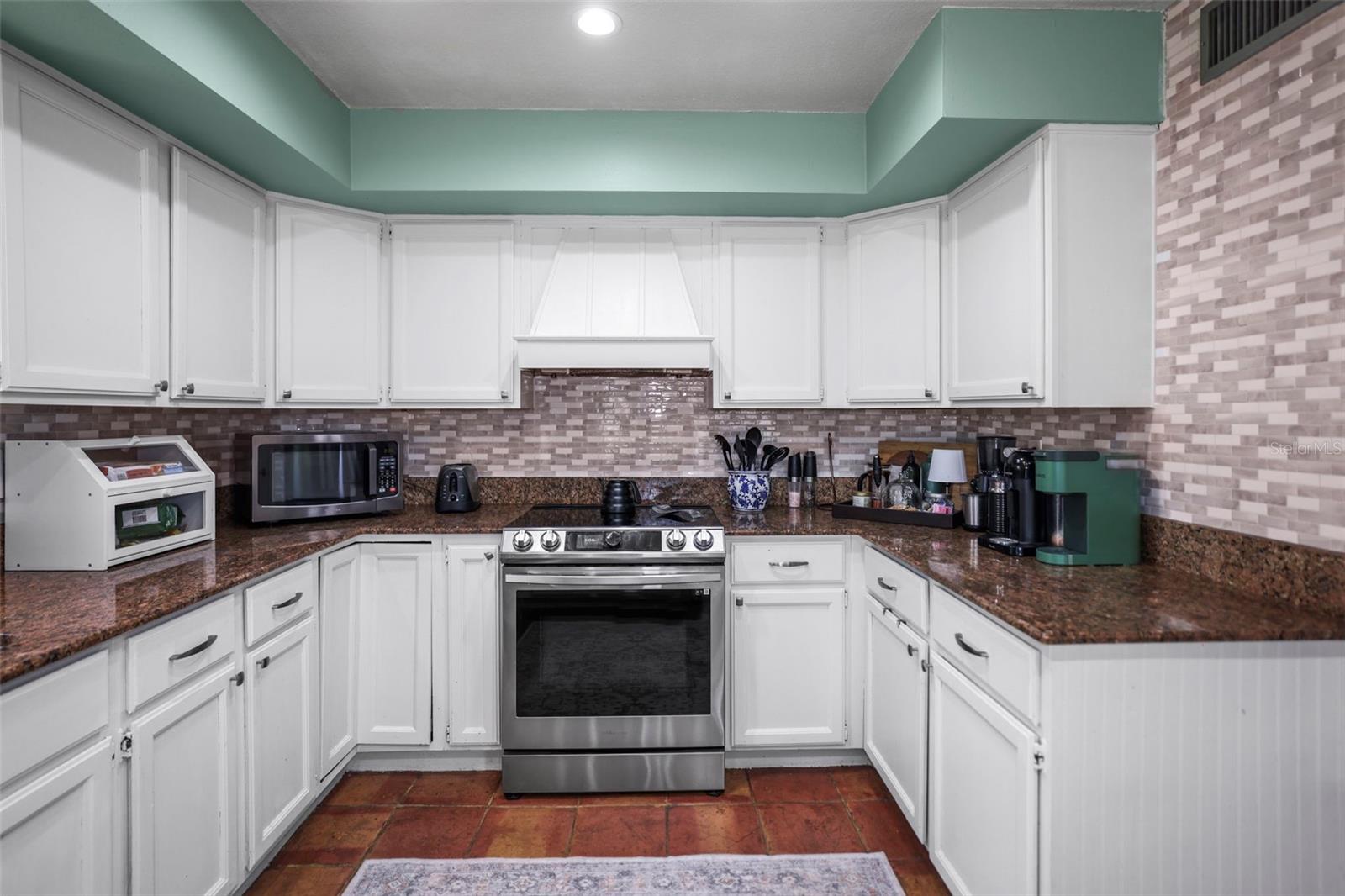 BLUE JAY WOODLANDS - PH 3 - Residential