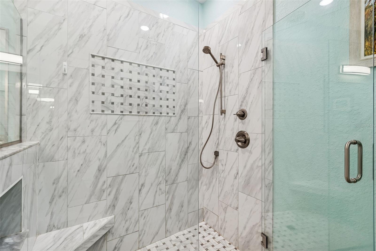 QUAIL TRAIL - Residential