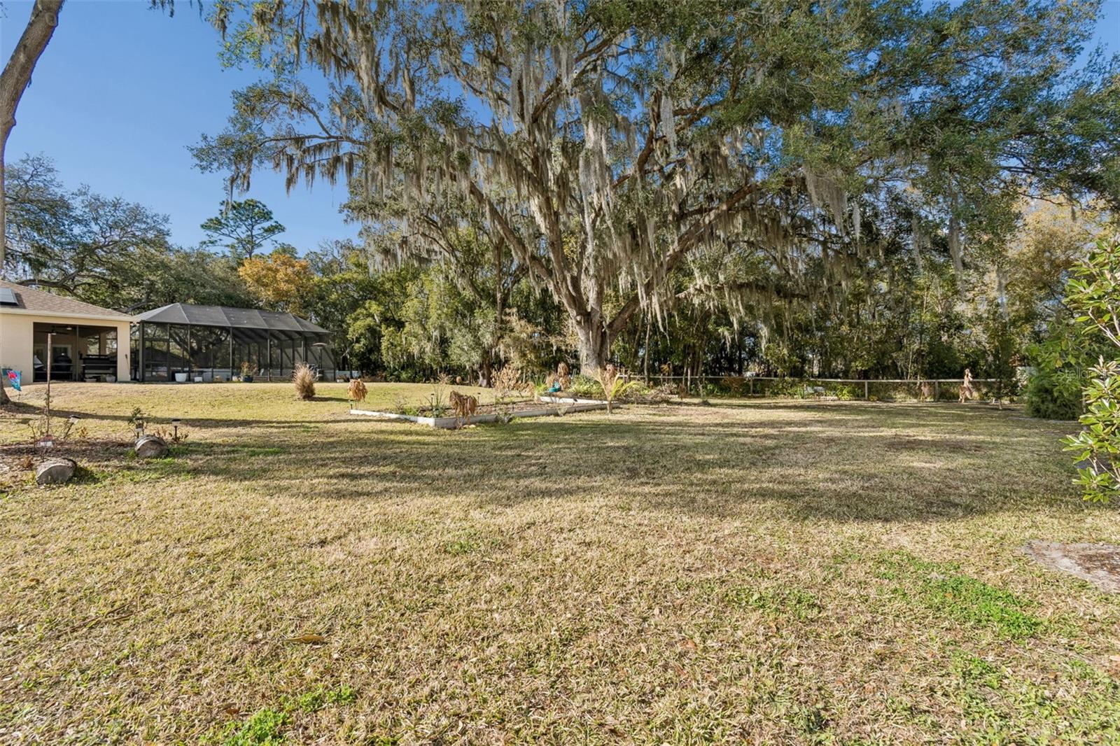 QUAIL TRAIL - Residential