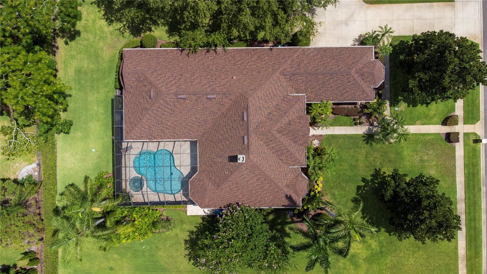 911 PINE LAKE DRIVE
