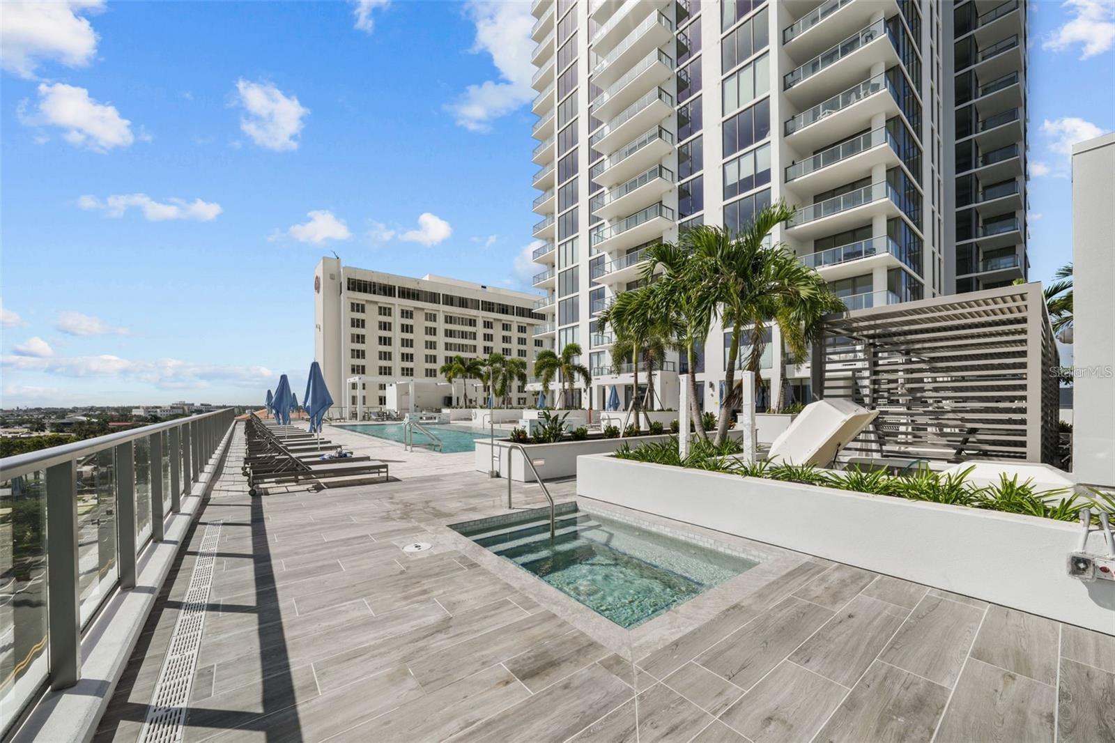 SALTAIRE CONDO - Residential