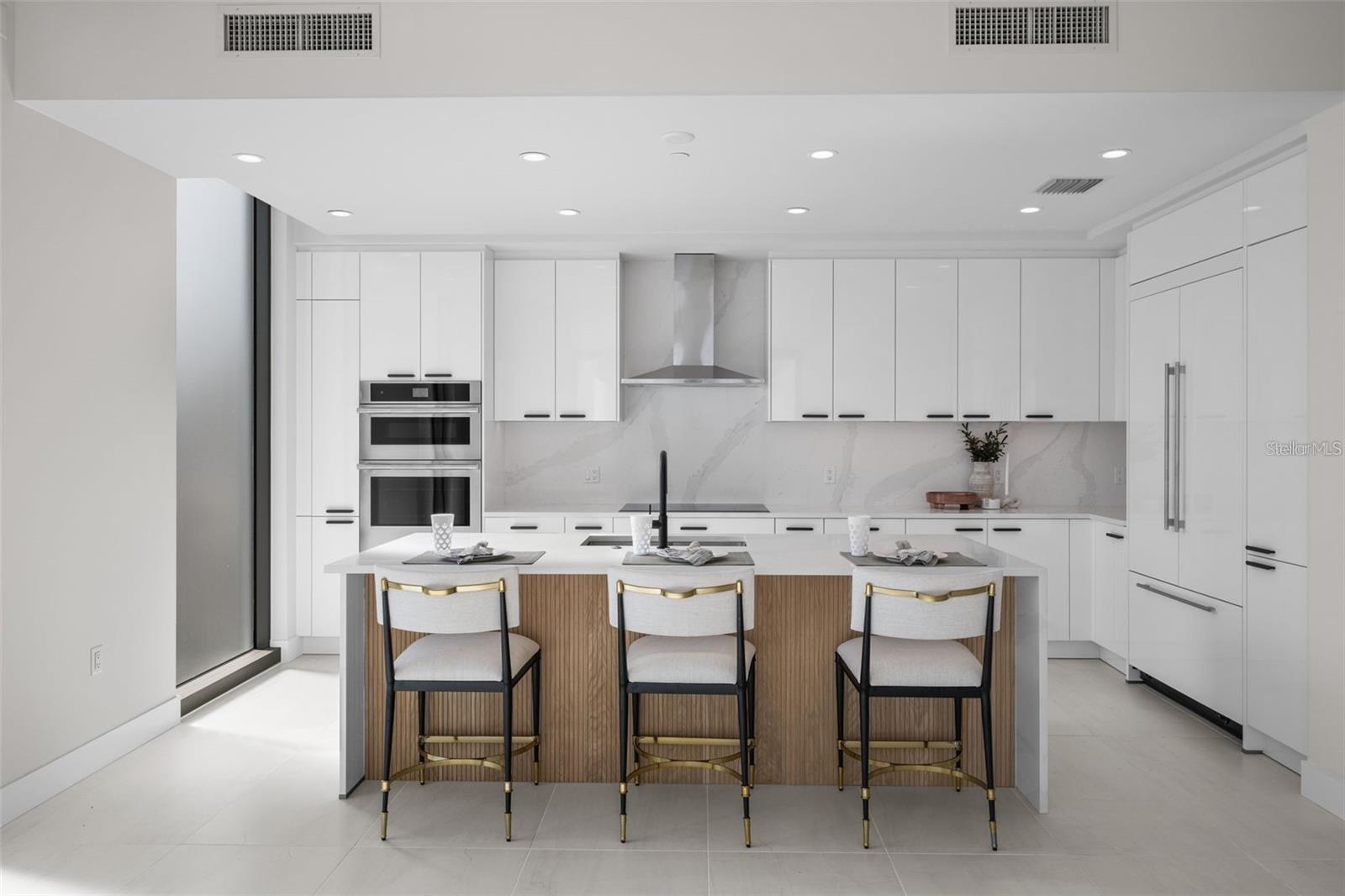 SALTAIRE CONDO - Residential