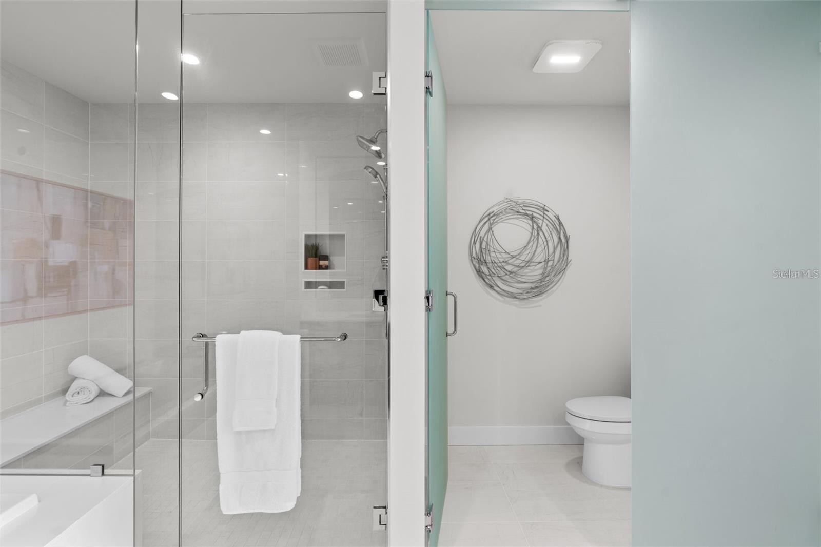 SALTAIRE CONDO - Residential