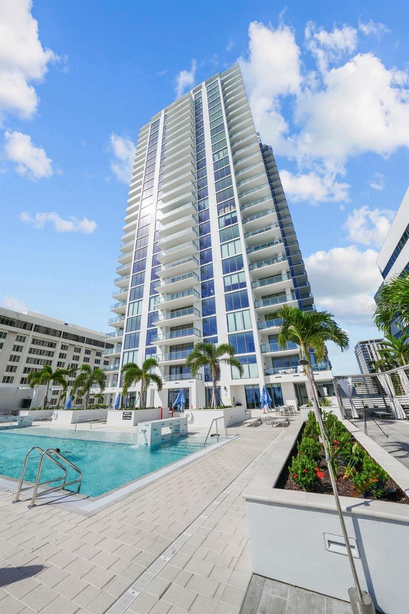 SALTAIRE CONDO - Residential