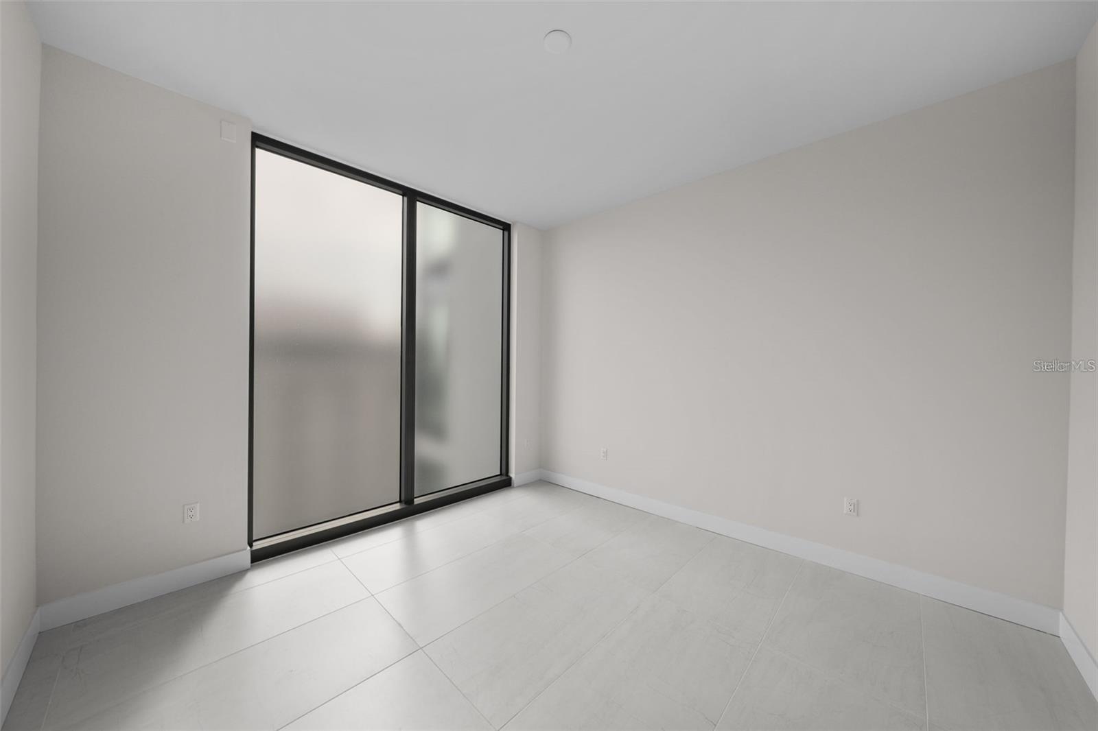 SALTAIRE CONDO - Residential