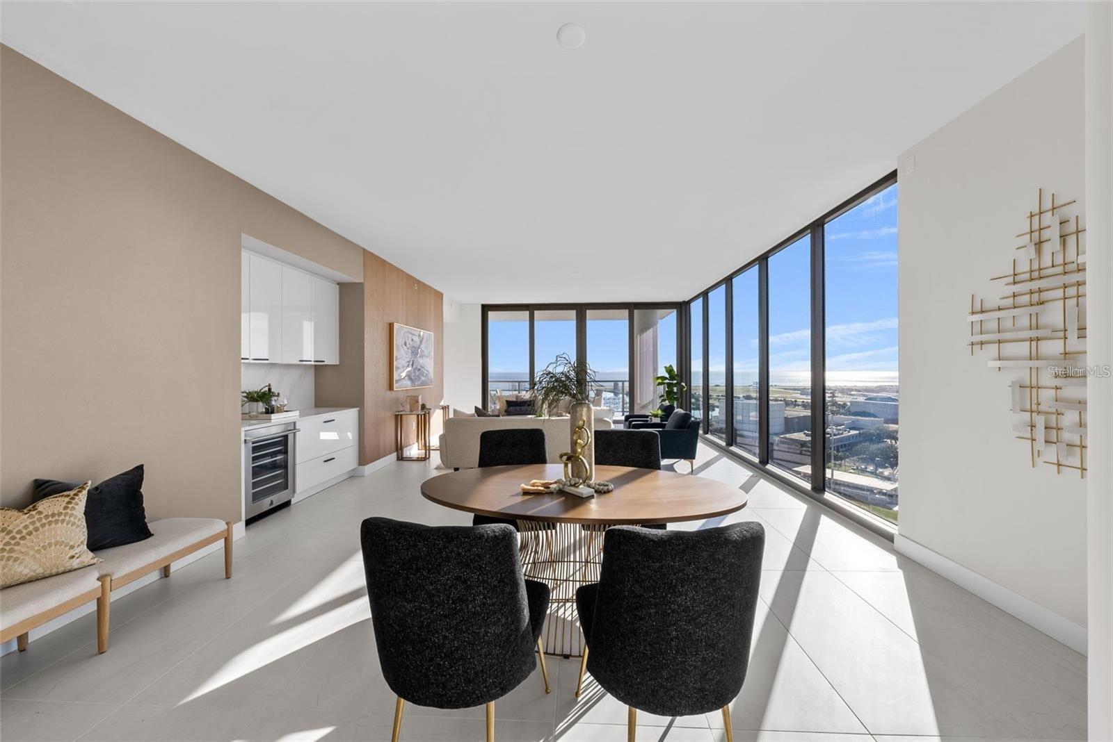 SALTAIRE CONDO - Residential