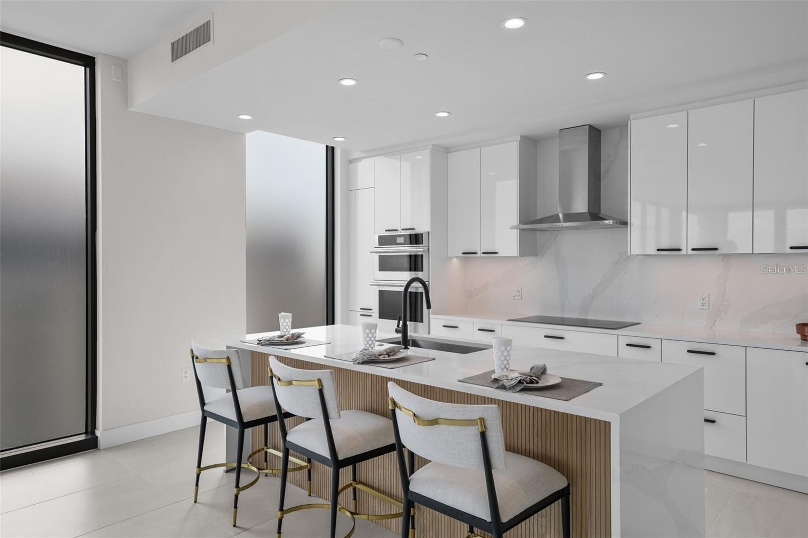 SALTAIRE CONDO - Residential