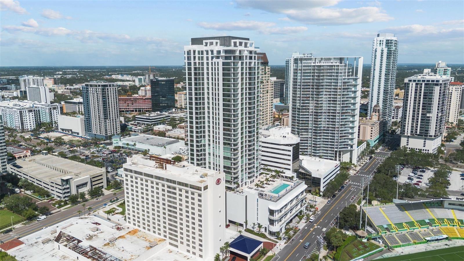 SALTAIRE CONDO - Residential