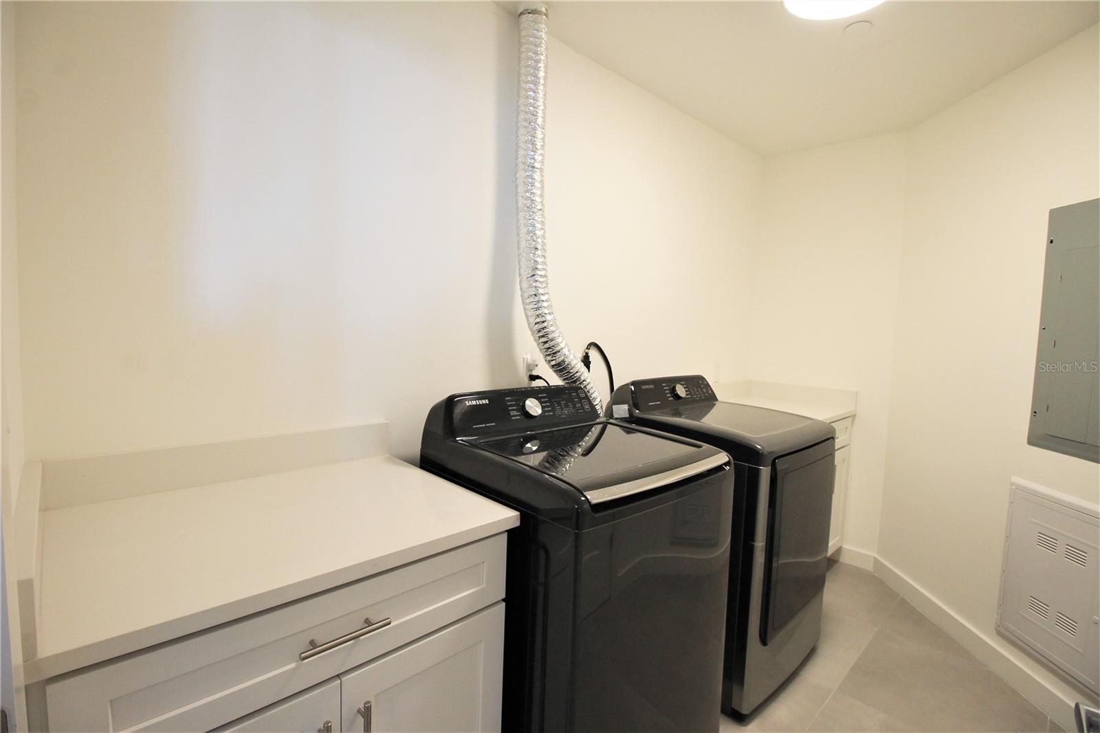 MARINA BAY 880 CONDO - Residential Lease