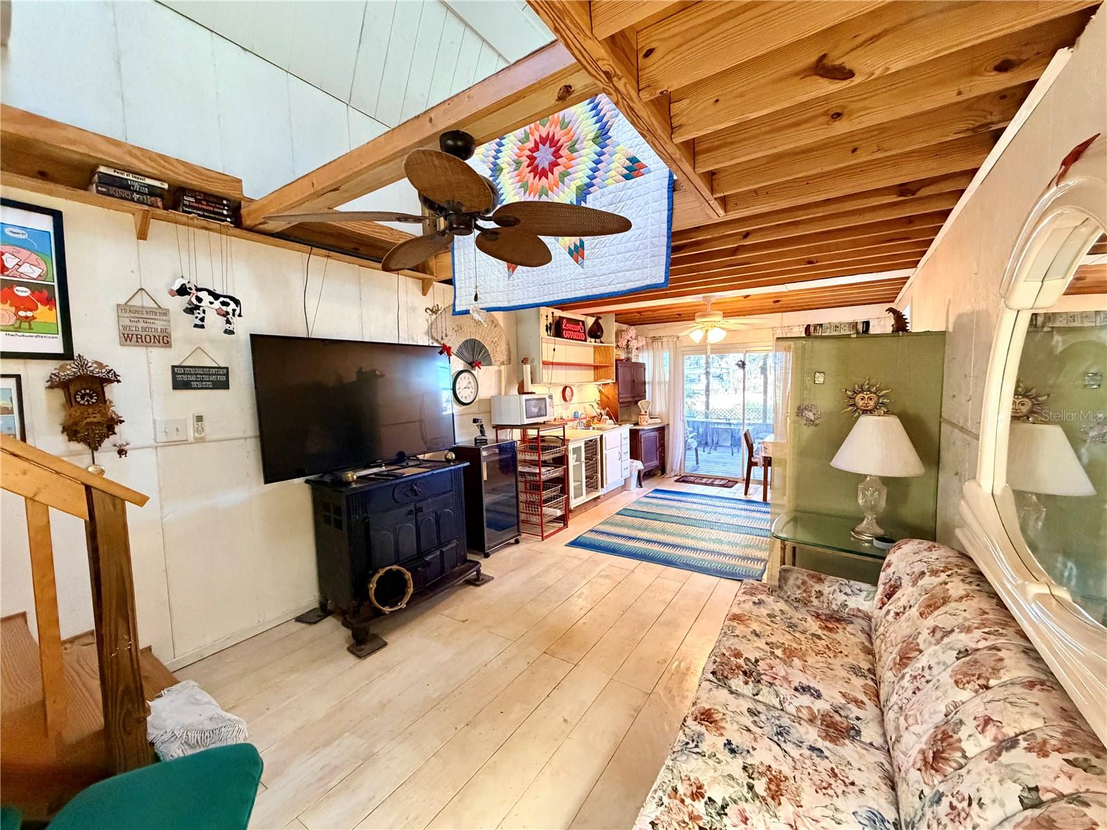 WITHLAPOPKA ISLANDS UNIT 04E - Residential