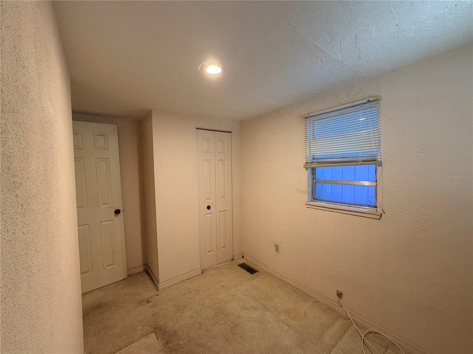 WITHLAPOPKA ISLANDS UNIT 04E - Residential