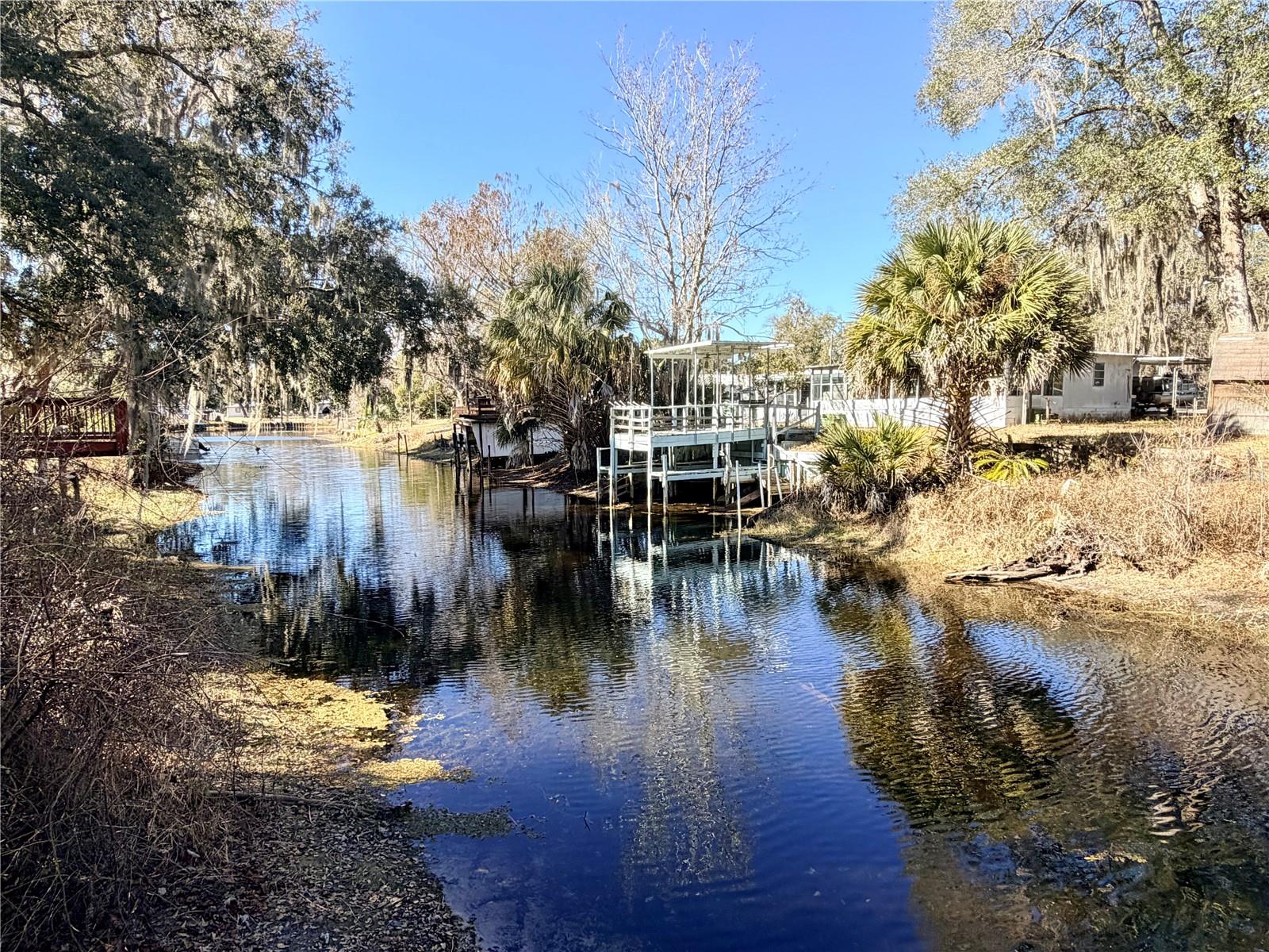 5721 S LIVE OAK DRIVE