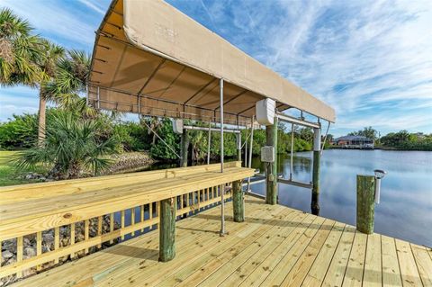 A home in PORT CHARLOTTE