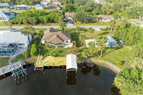 A home in PORT CHARLOTTE