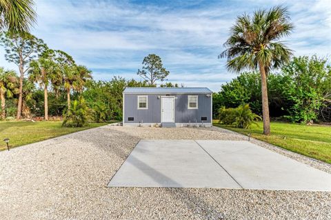 A home in PORT CHARLOTTE