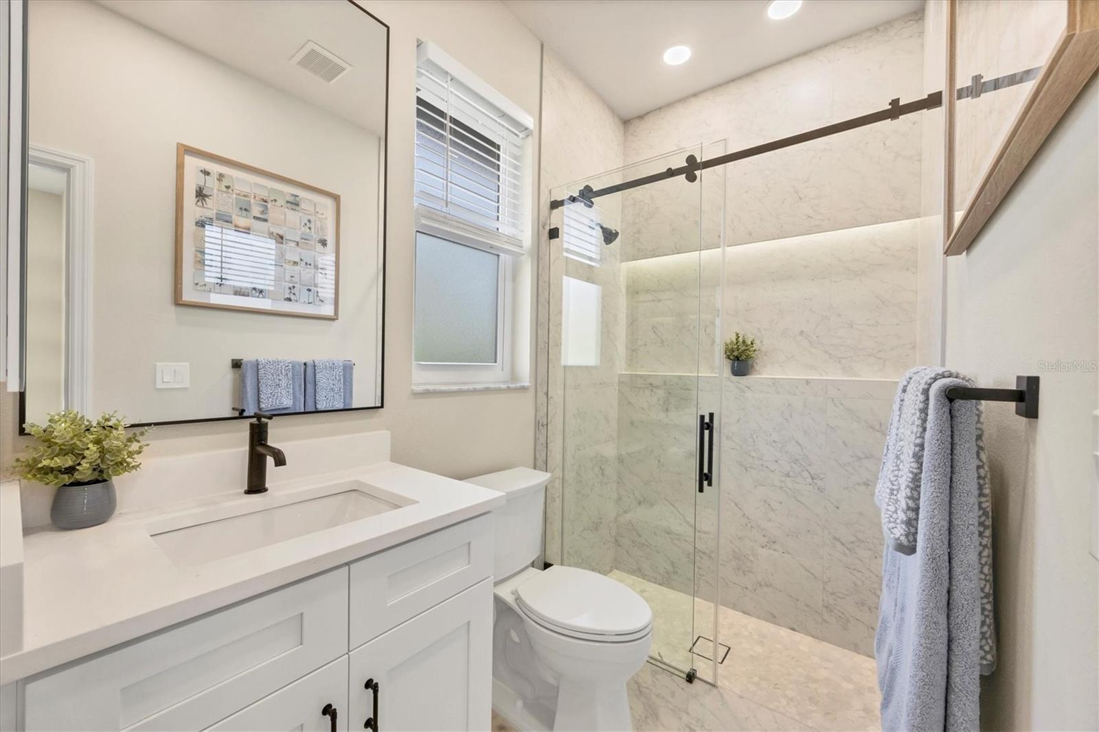 UNIVERSITY PARK GOLF & COUNTRY CLUB - Residential