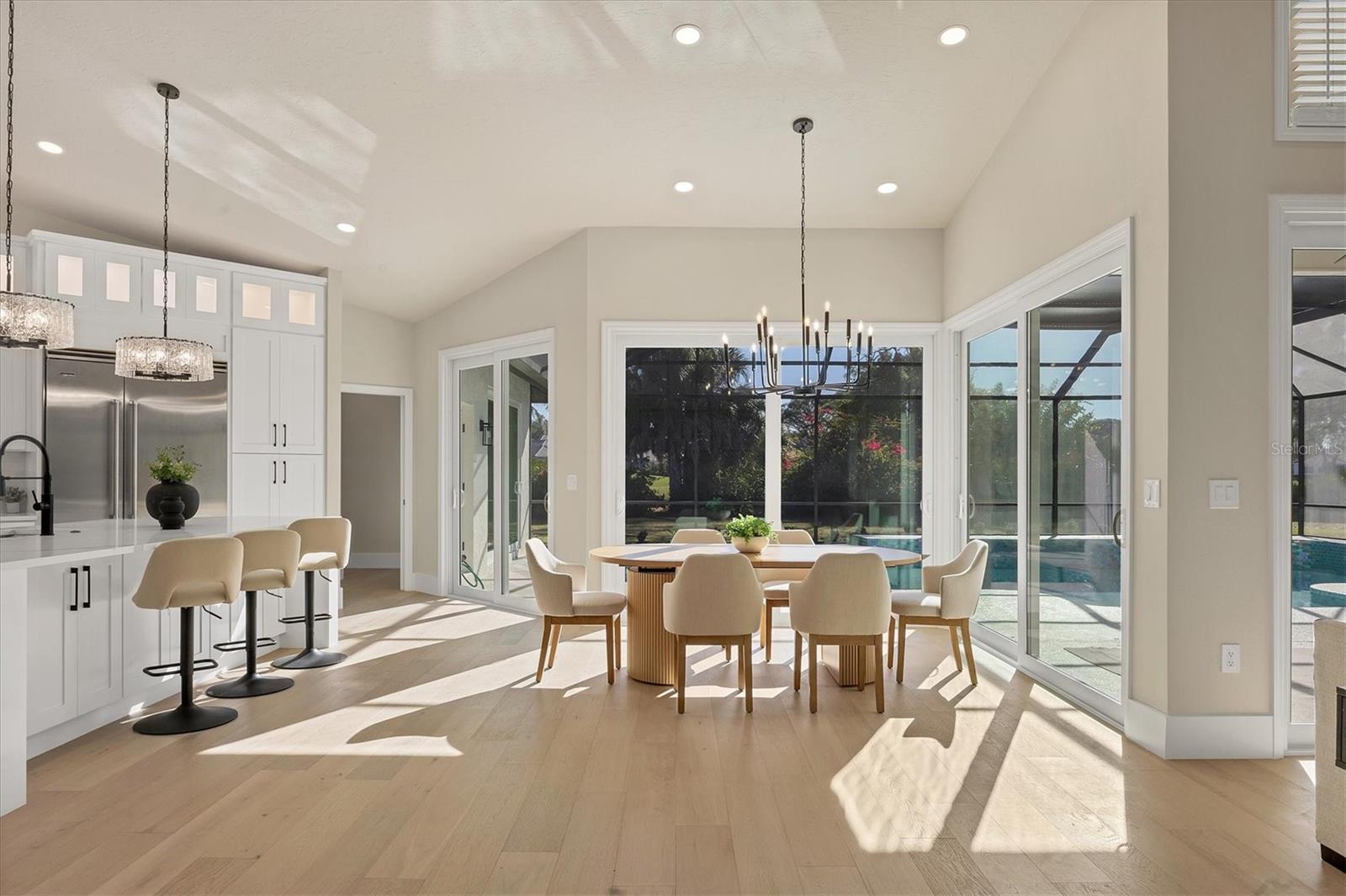 UNIVERSITY PARK GOLF & COUNTRY CLUB - Residential