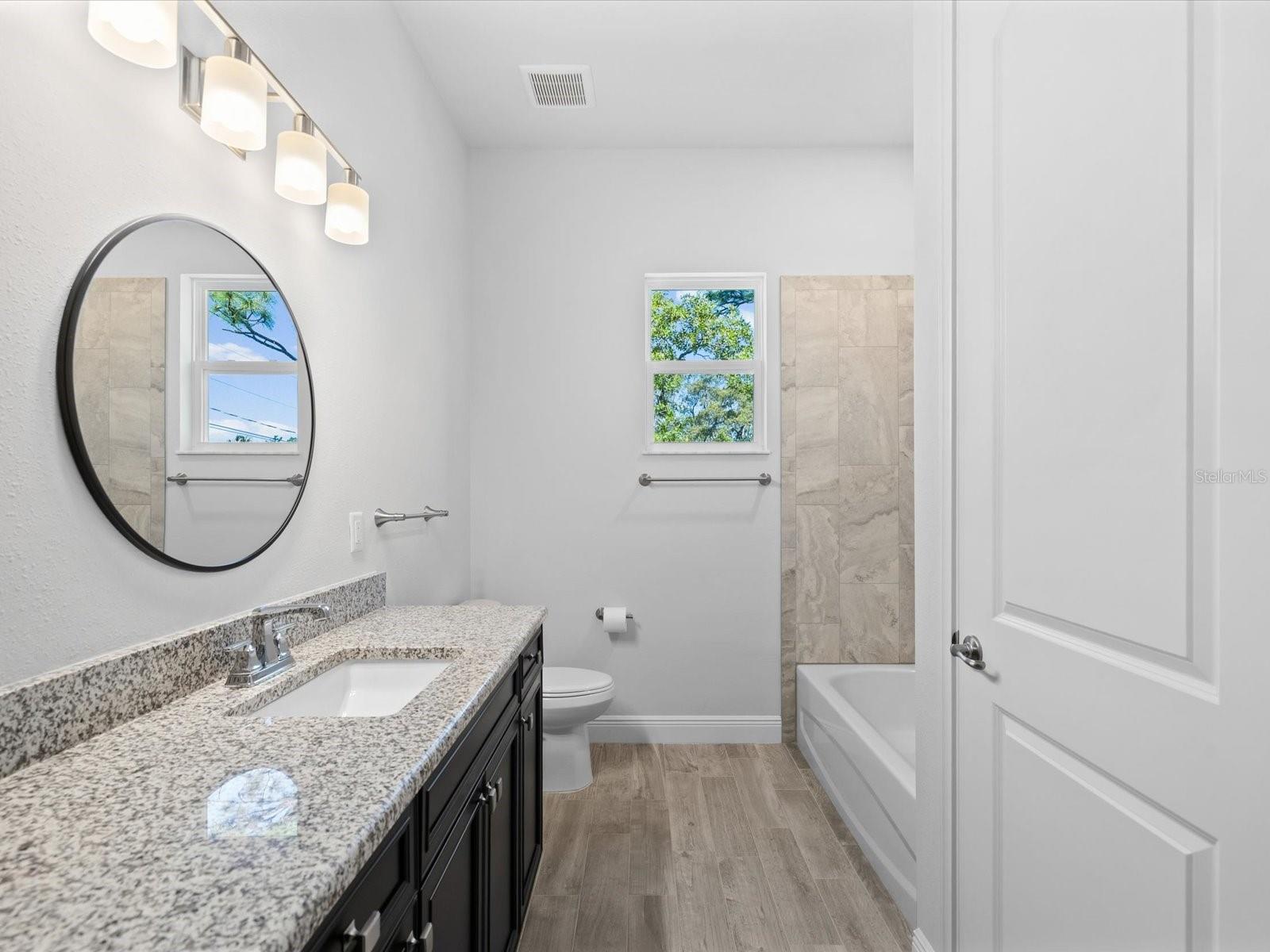 ROYAL HIGHLANDS - Residential