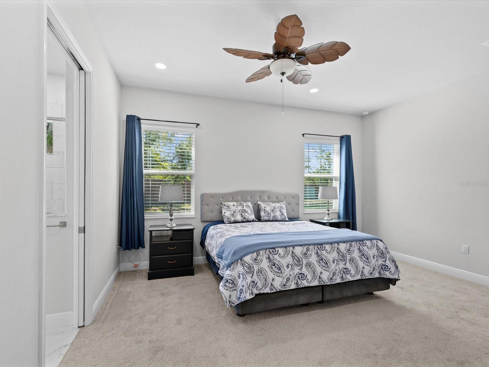 ROYAL HIGHLANDS - Residential