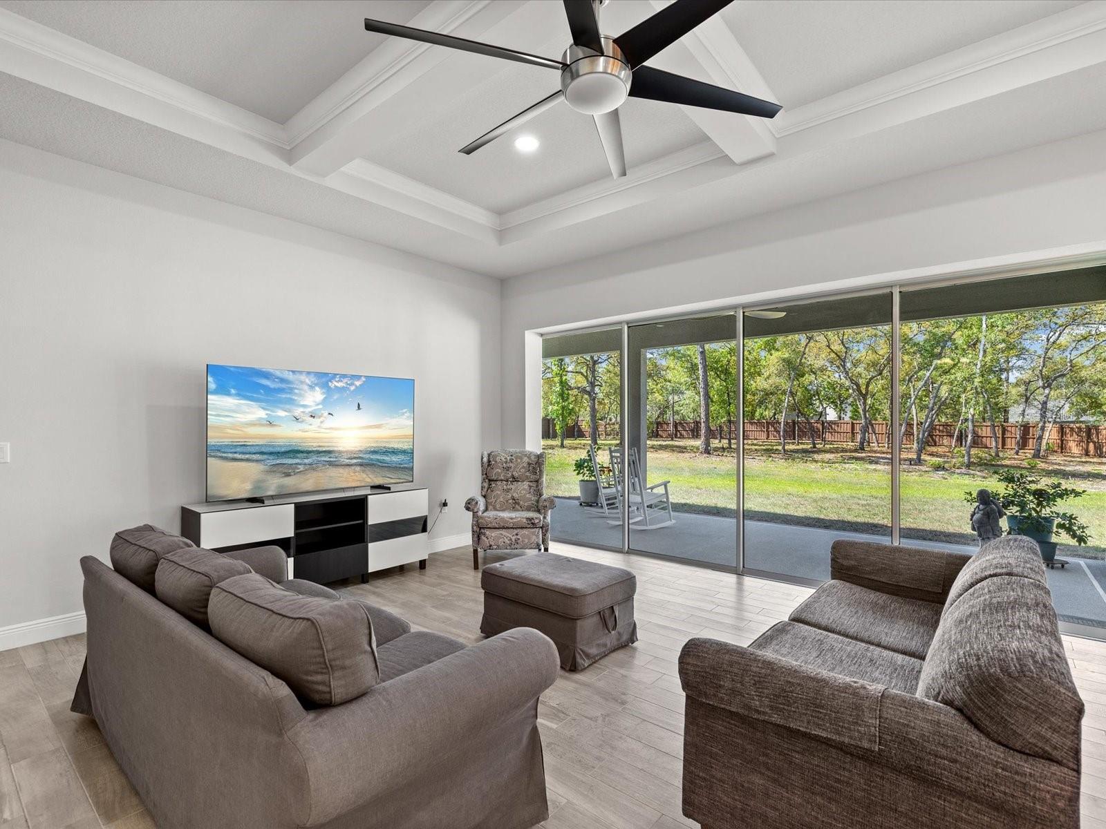 ROYAL HIGHLANDS - Residential