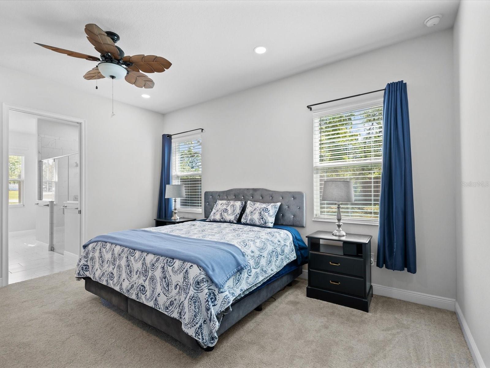 ROYAL HIGHLANDS - Residential