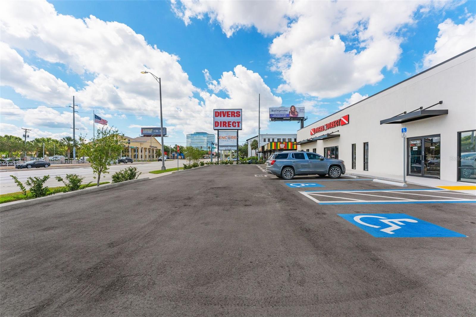 418 N DALE MABRY HIGHWAY