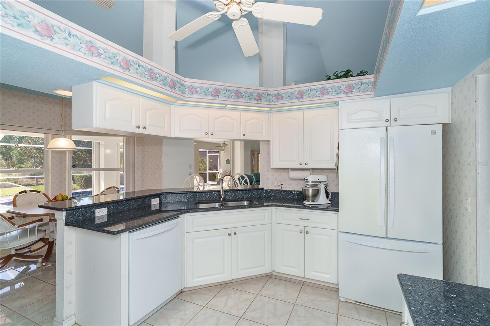 ROTONDA WEST BROADMOOR - Residential