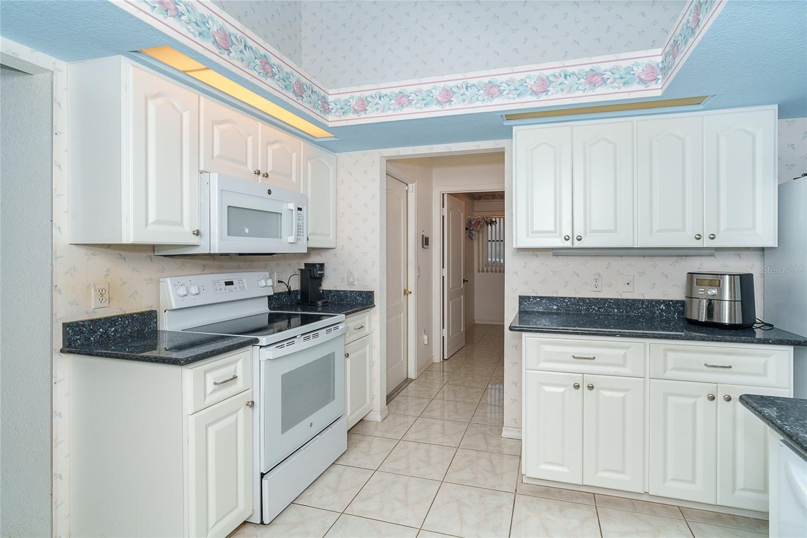 ROTONDA WEST BROADMOOR - Residential