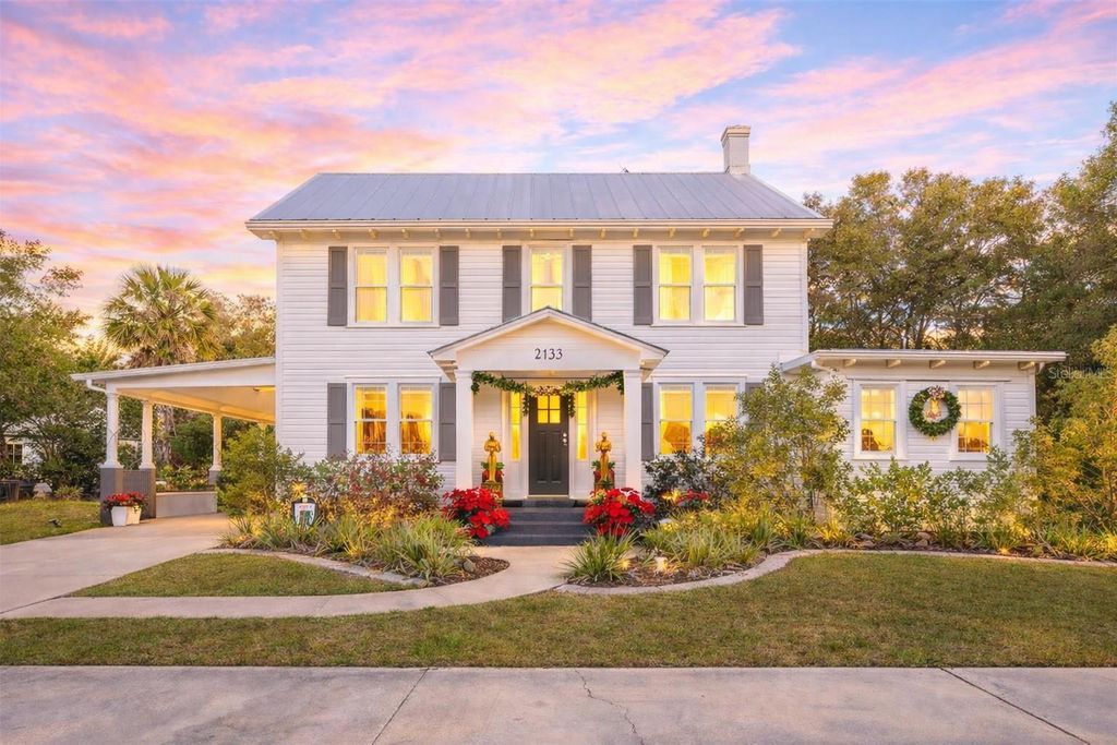 Photo of 2133 Eau Claire Avenue, Deland, FL 32724 (MLS # V4947231)